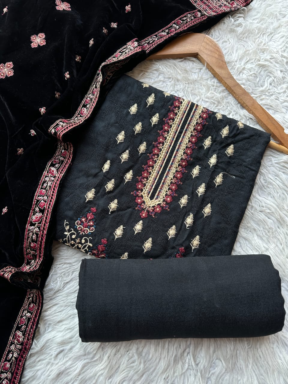 CH83 - Charizma Unstitched Embroidered Winter 3P