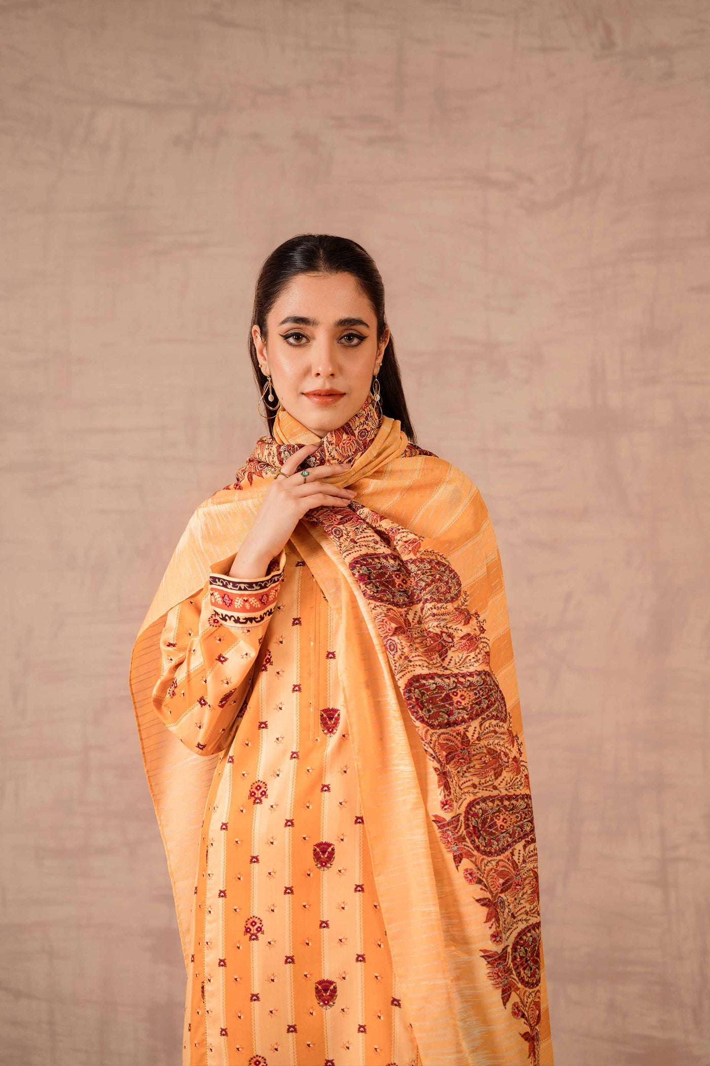 42304 - Nishat Printed Lawn 3P
