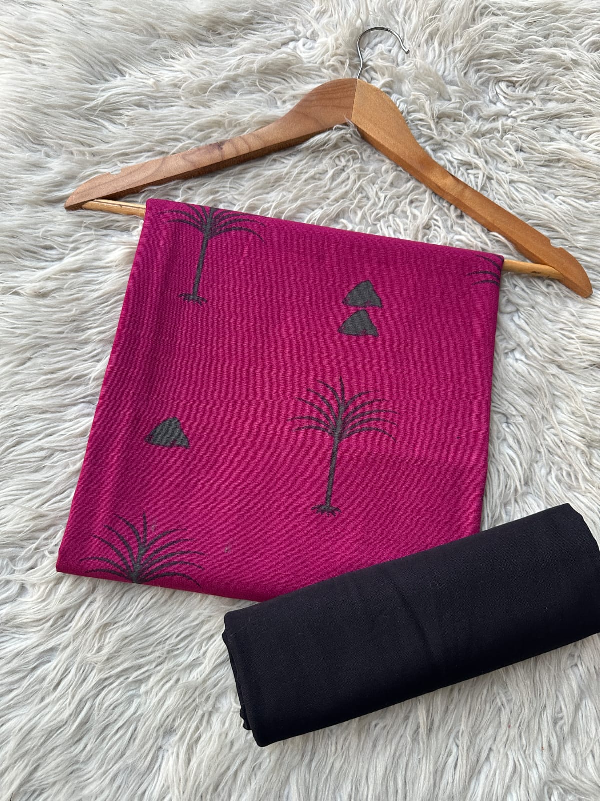 AL203 - Alkaram Printed Khaddar 2P