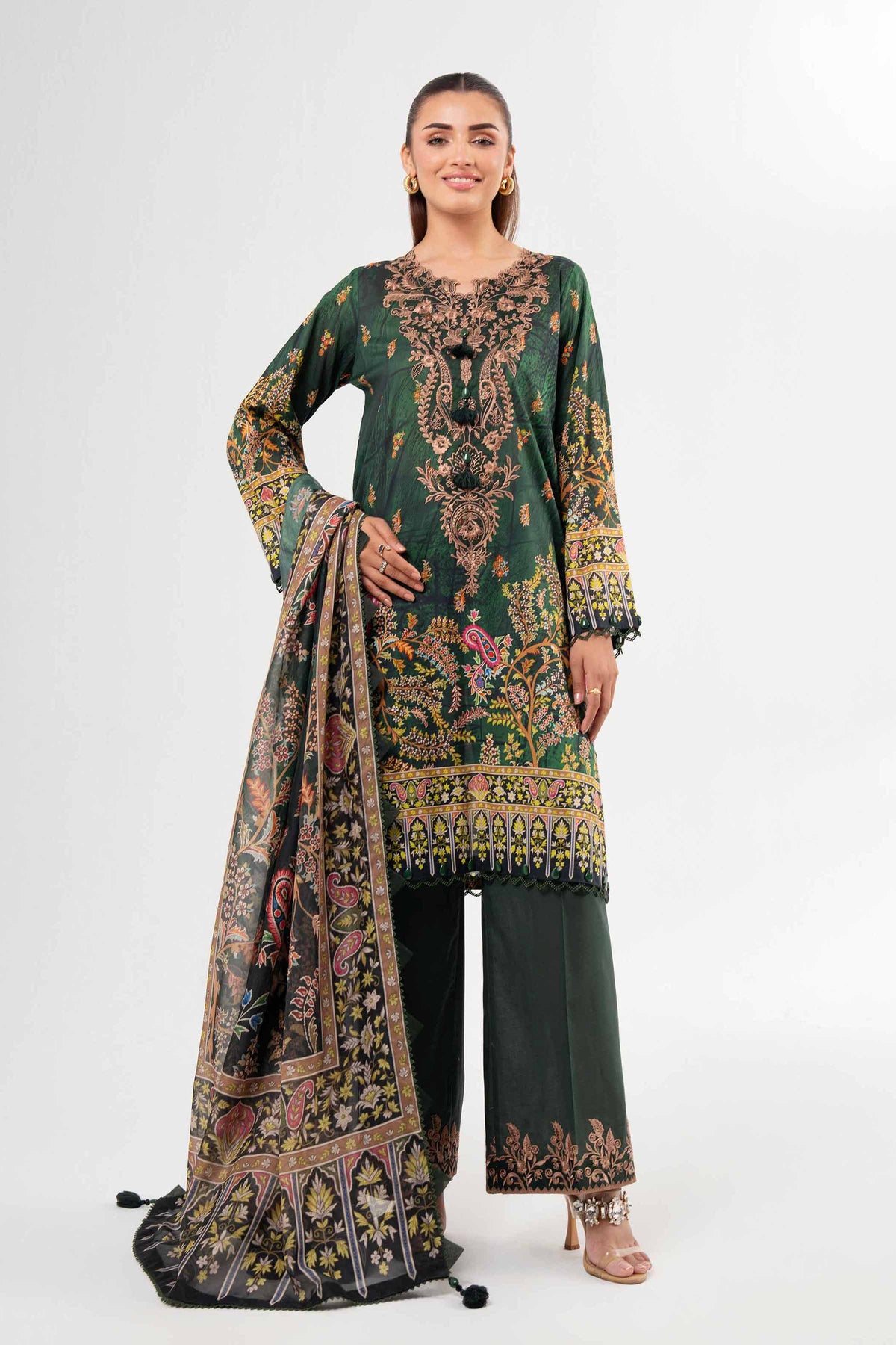 42502136 - Nishat Lawn Embroidered 3P
