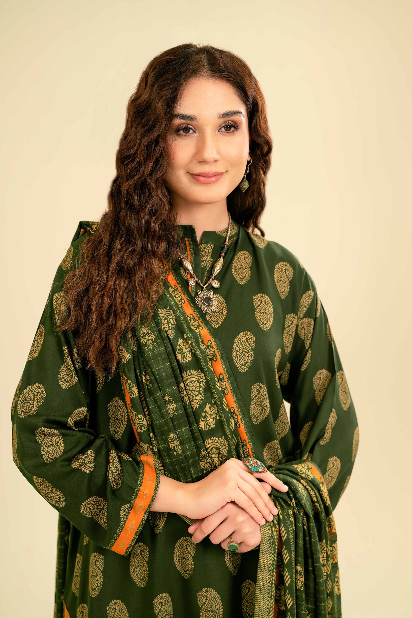 42301 - Nishat Printed Lawn 3P