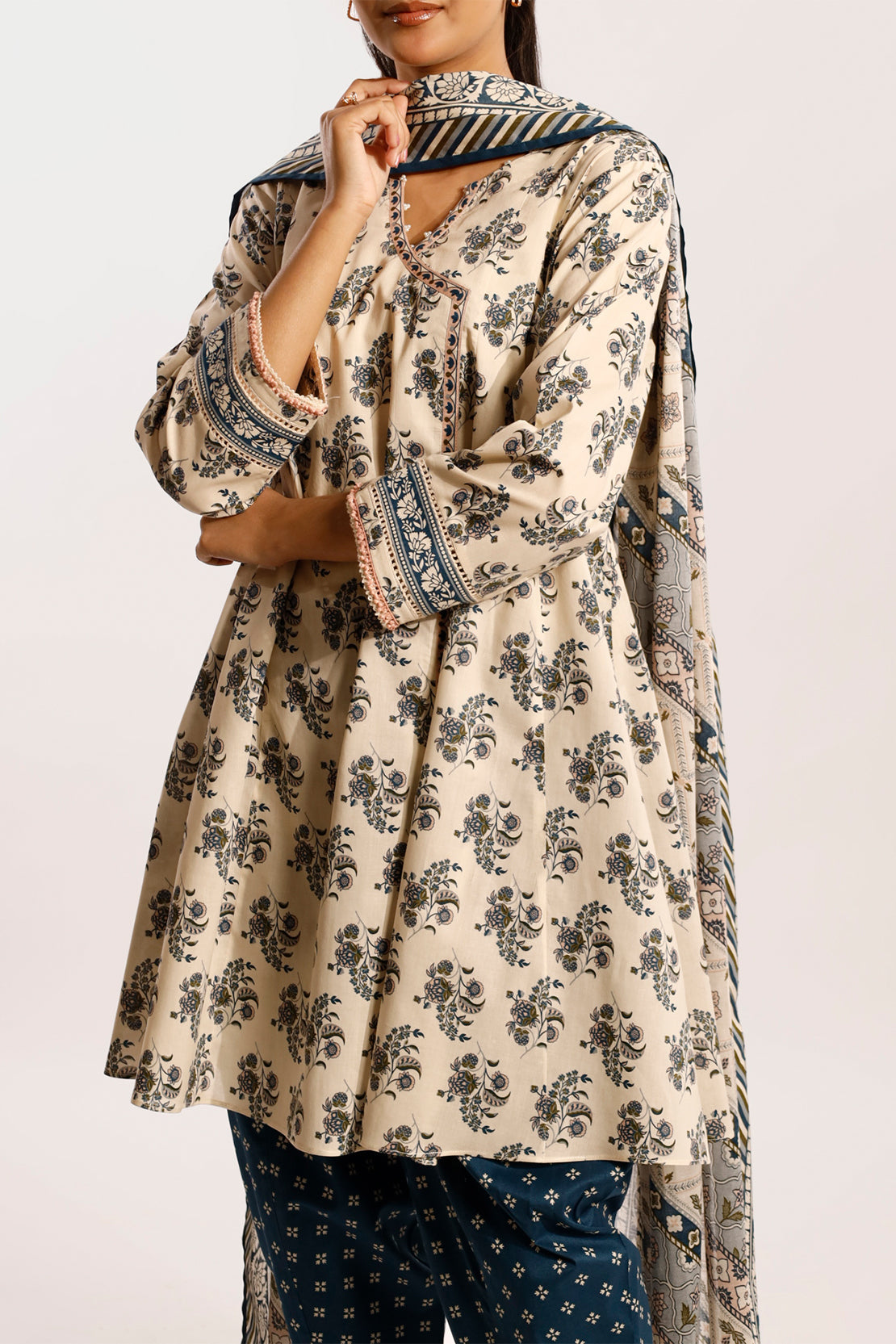 SY03 - Saya Unstitched Lawn 3P