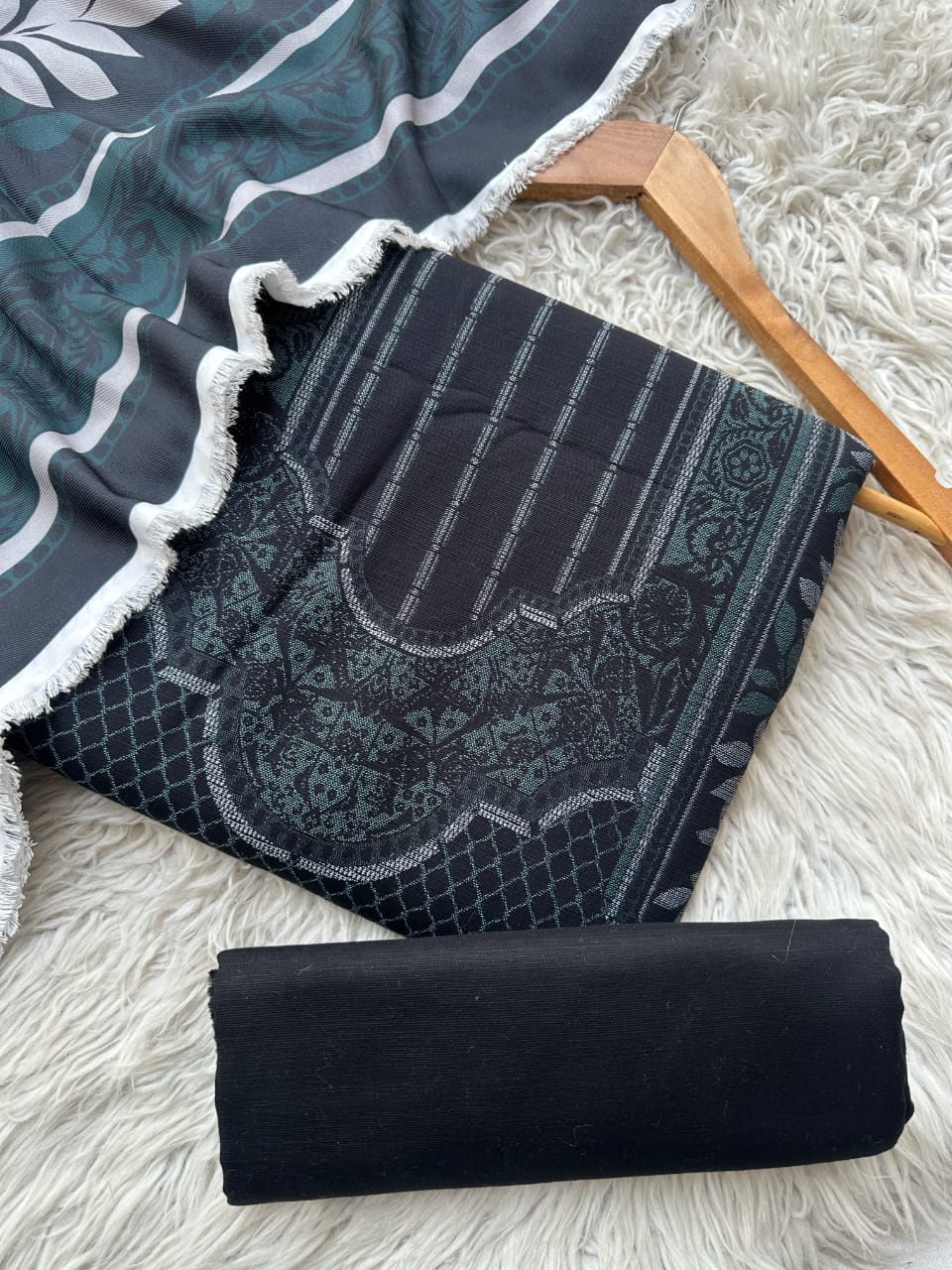 ALK42 - Alkaram Printed Khaddar 3P