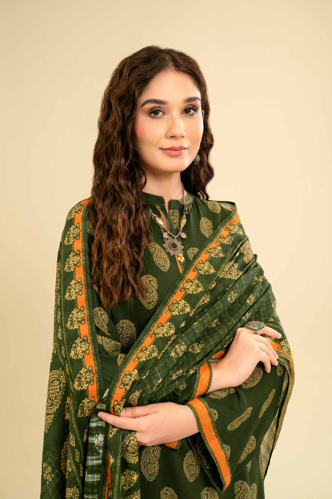 42301 - Nishat Printed Lawn 3P