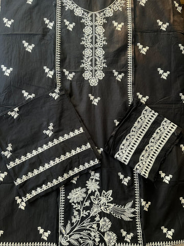 ET5 - Ethnic Embroidered Lawn 2P