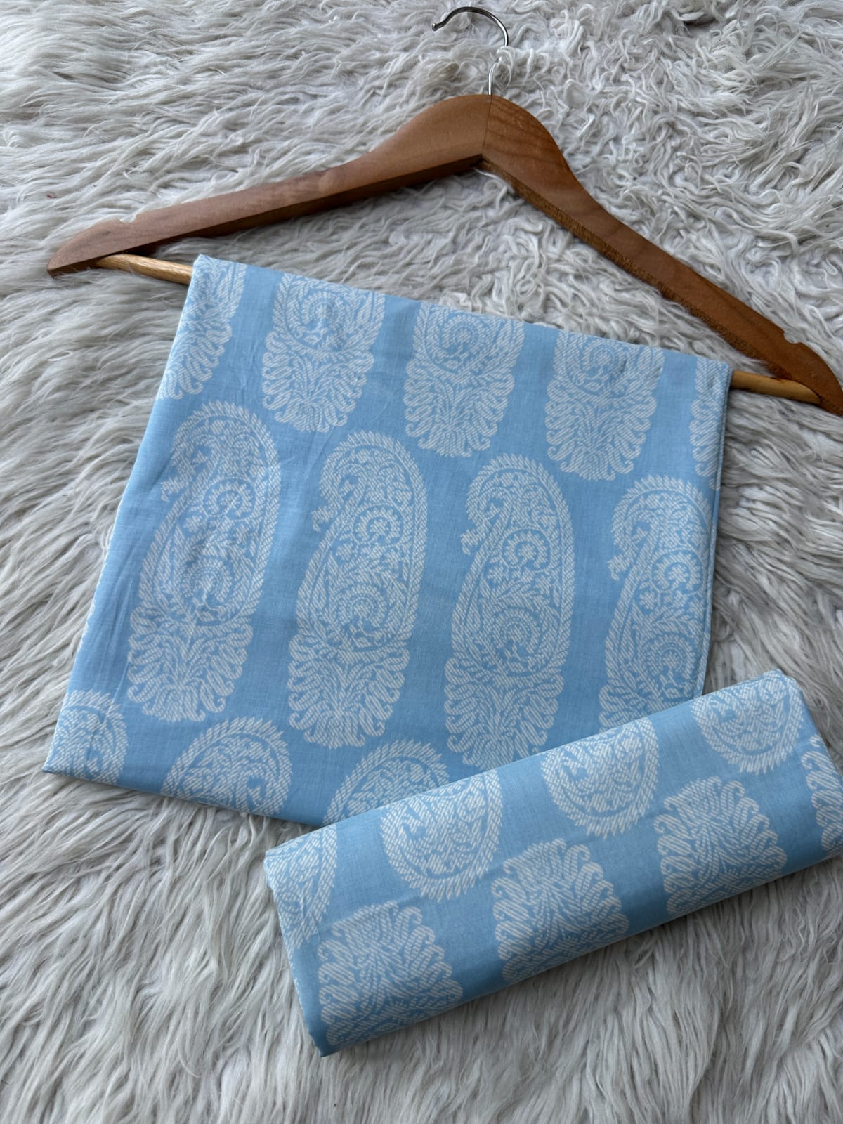 BYT280 - Beechtree Unstitched Lawn Allover 2 Piece