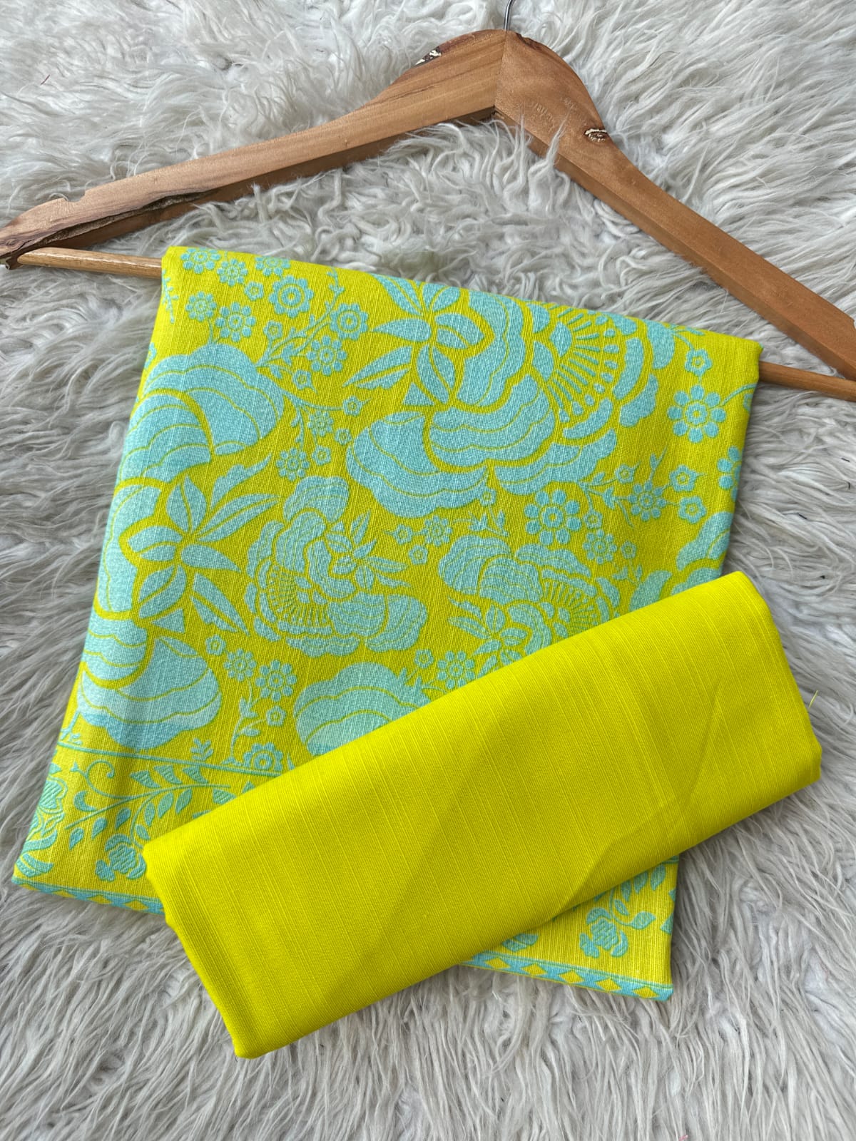 AL59 - Alkaram Printed Khaddar 2P