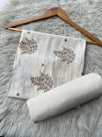 B16 - Bareeze Embroidered Linen 2P