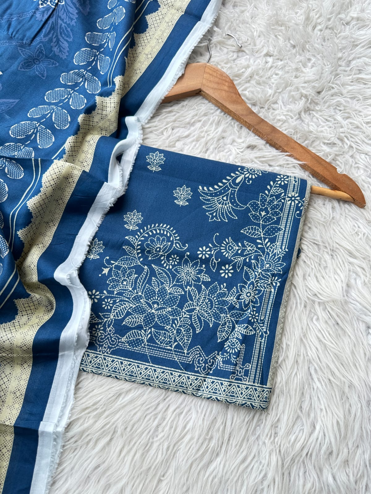 BYT66 - Beechtree Unstitched Lawn 2 Piece