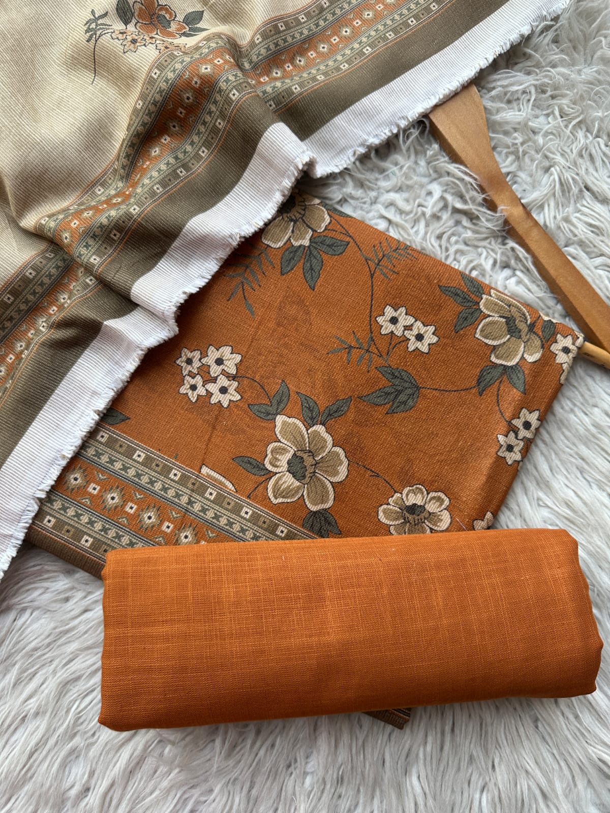 SA21 - Safina Printed Khaddar Jacquard 3P