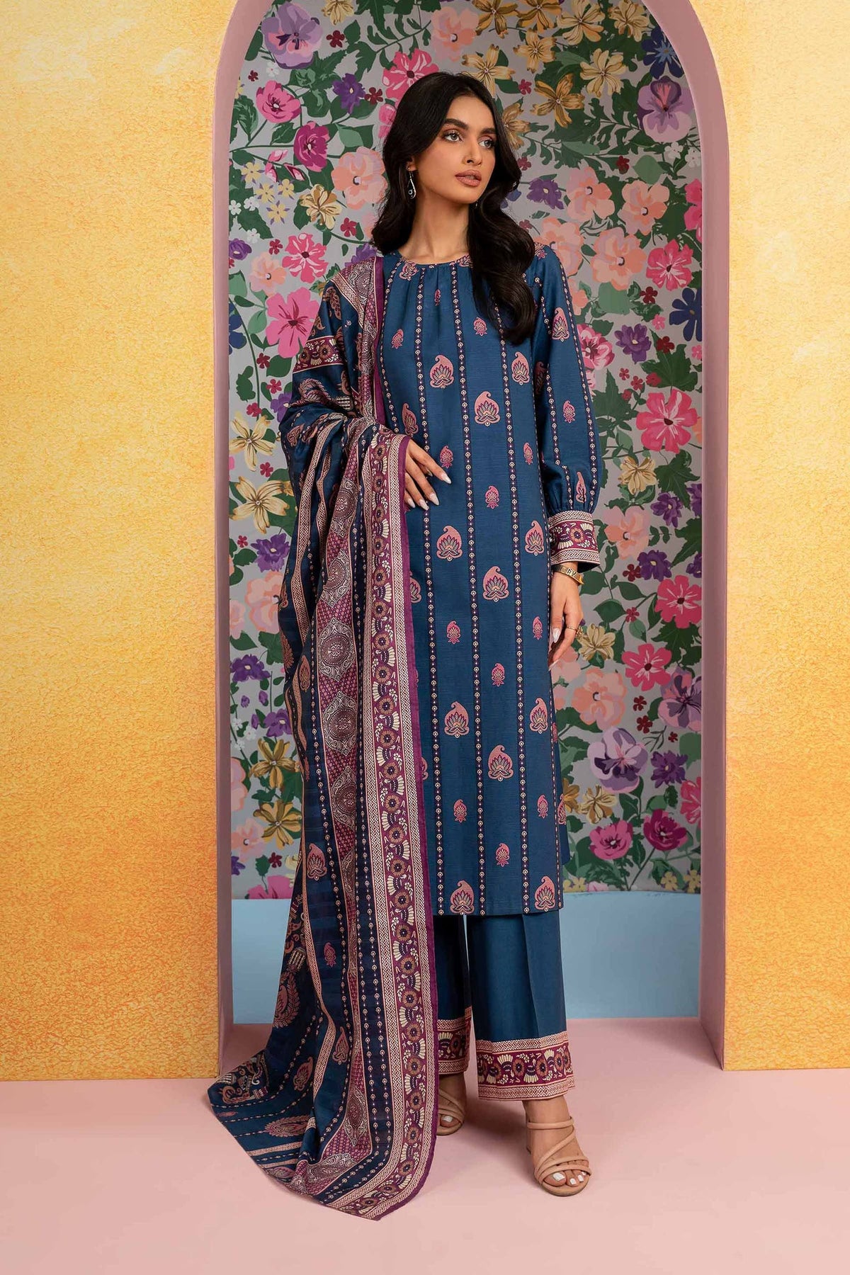 420178 - Nishat Printed Lawn 3P