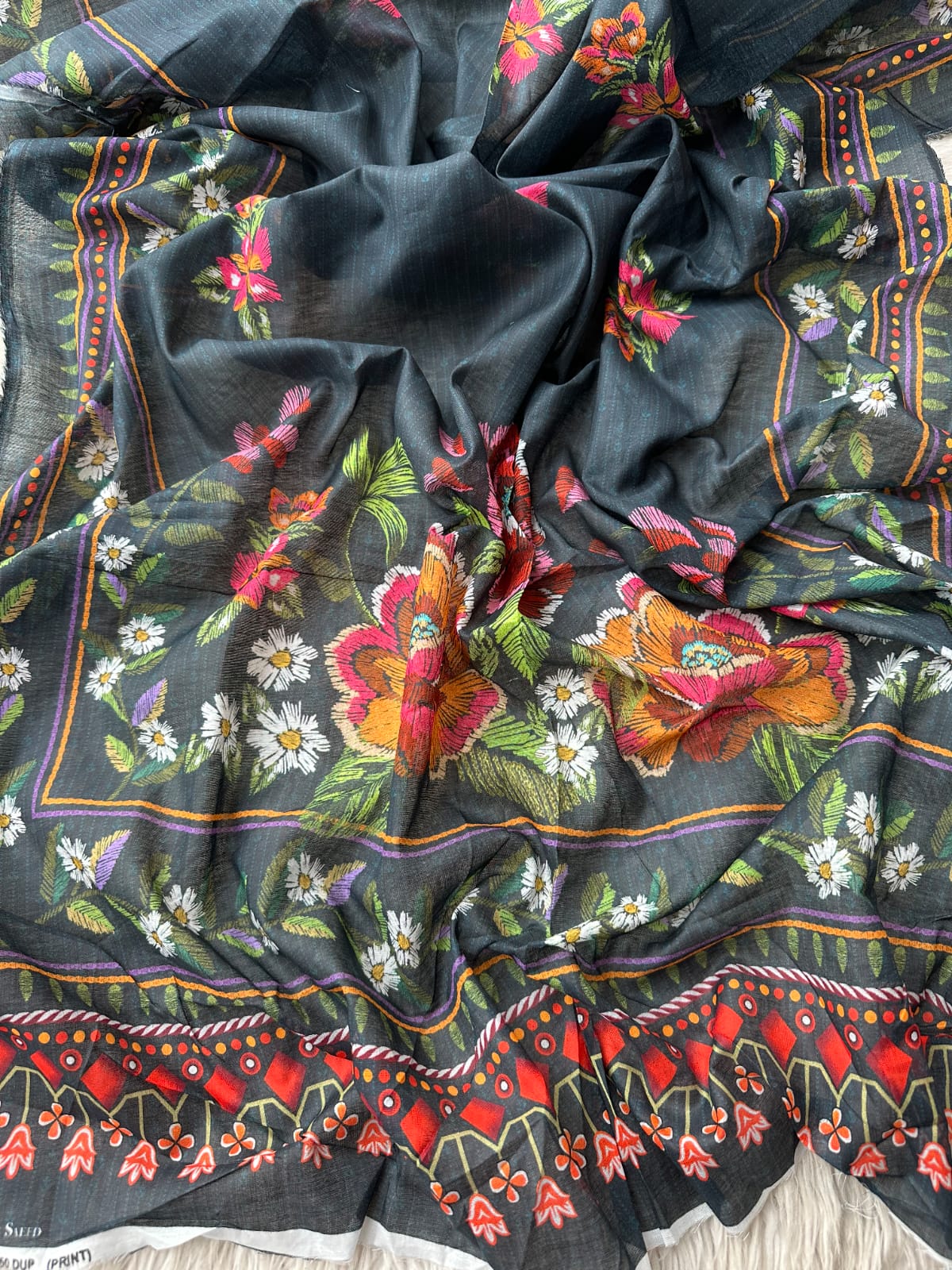 BSN58 - Bin Saeed Unstitched 3 Piece Lawn