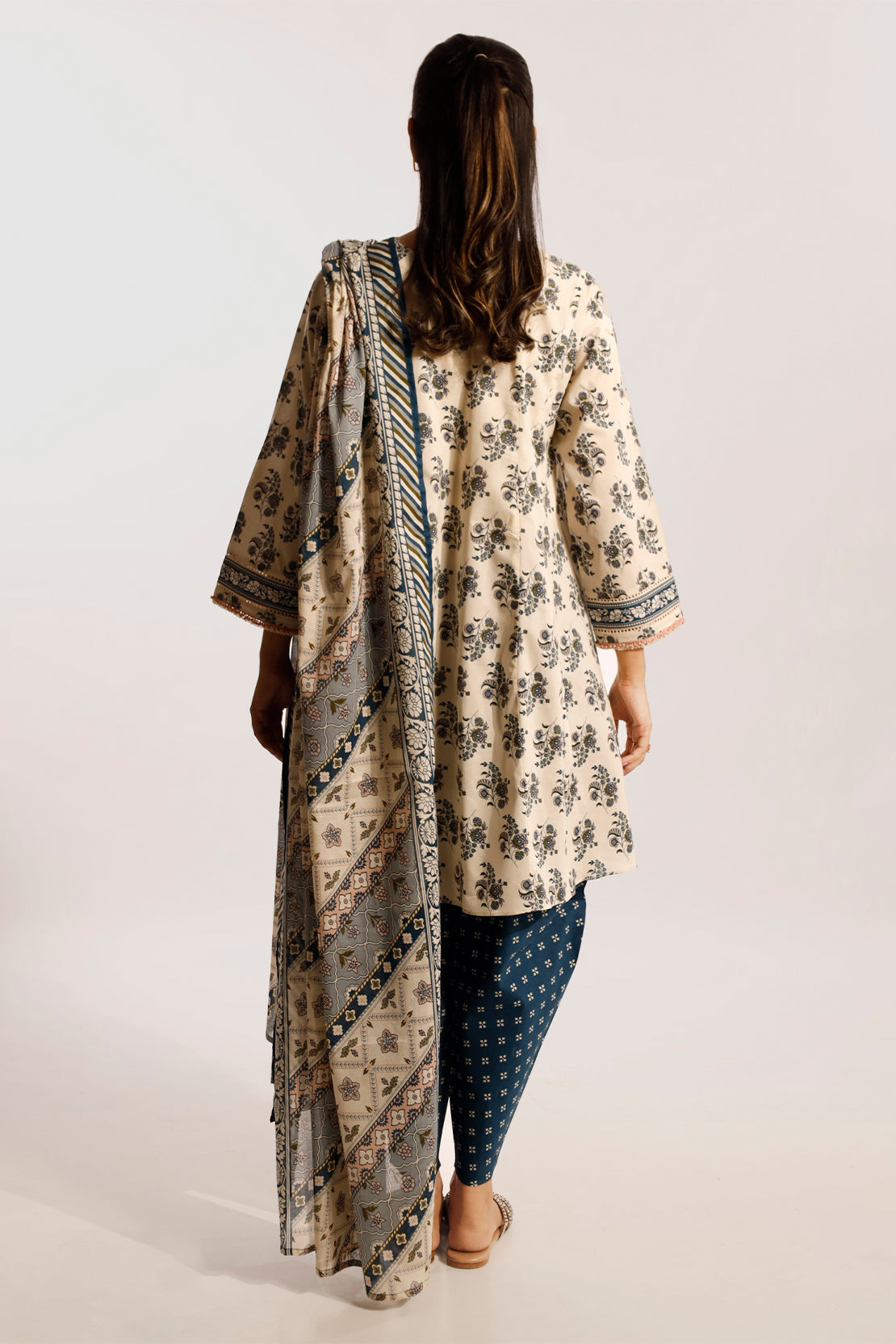 SY03 - Saya Unstitched Lawn 3P