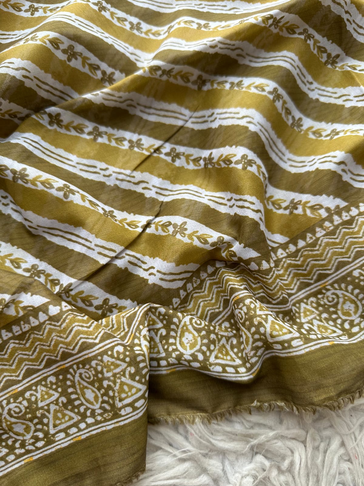 BSN66 - Bin Saeed Unstitched 3 Piece Lawn