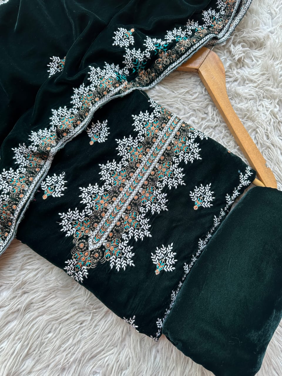 CV22 - Charizma Velvet Embroidered 3P