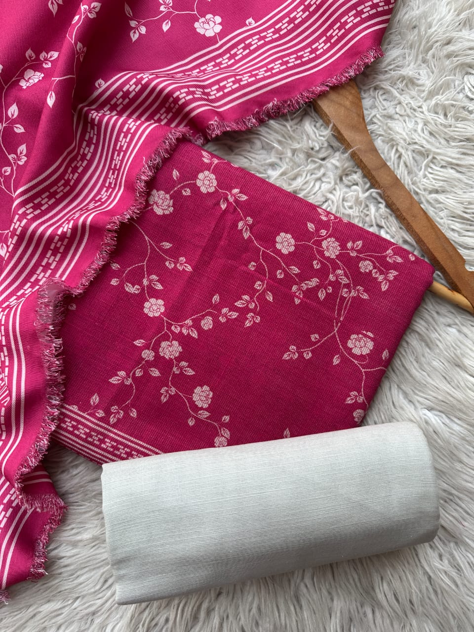 SA6 - Safina Printed Khaddar Jacquard 3P