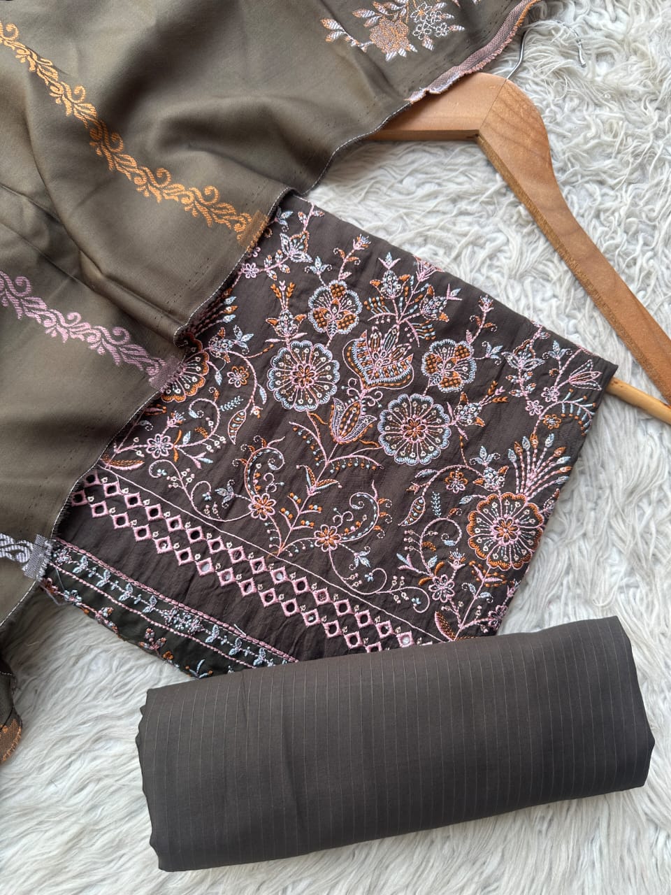 CH63 - Charizma Unstitched Embroidered Winter 3P