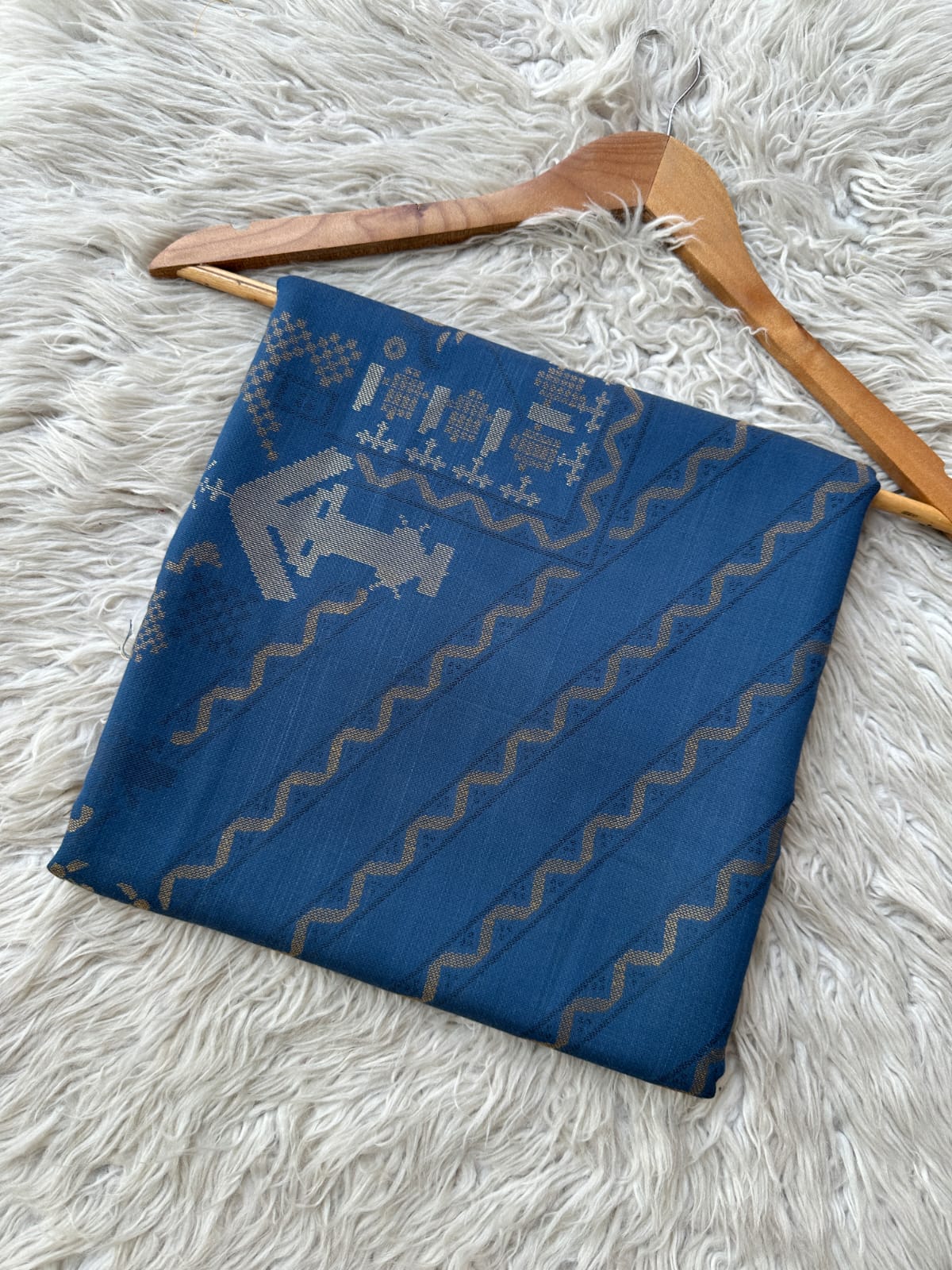 NH5 - Nureh Wool Jacquard Shawl