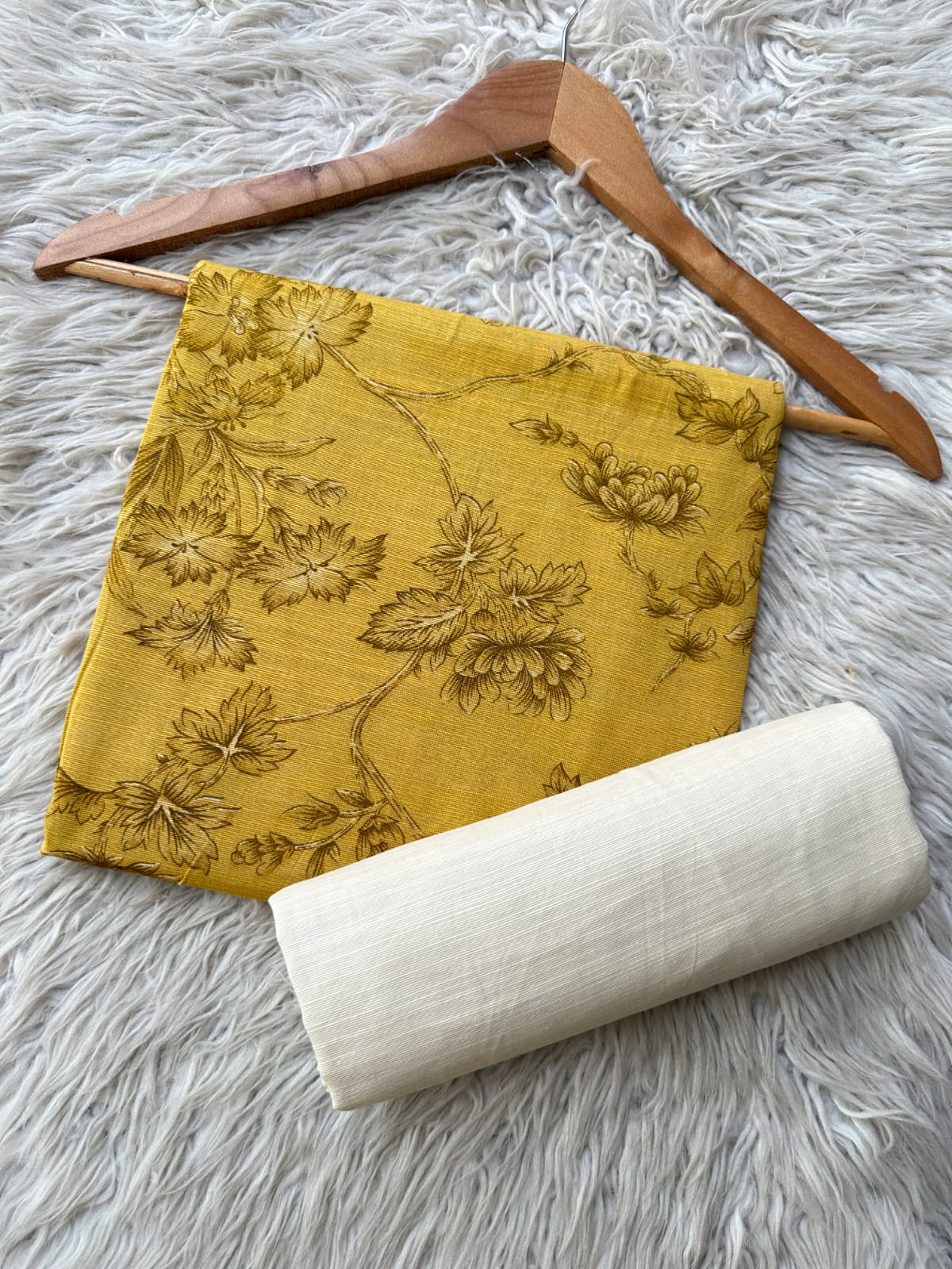 BCY2 - Beechtree Unstitched Khaddar 2P