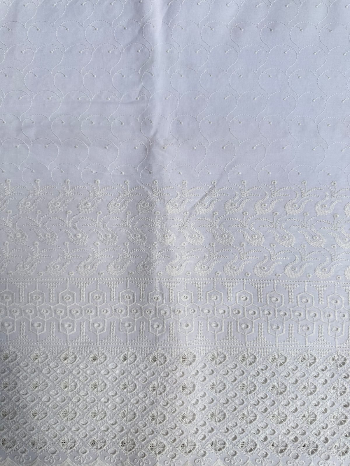 J03 - Johra Chikankari Lawn 2P