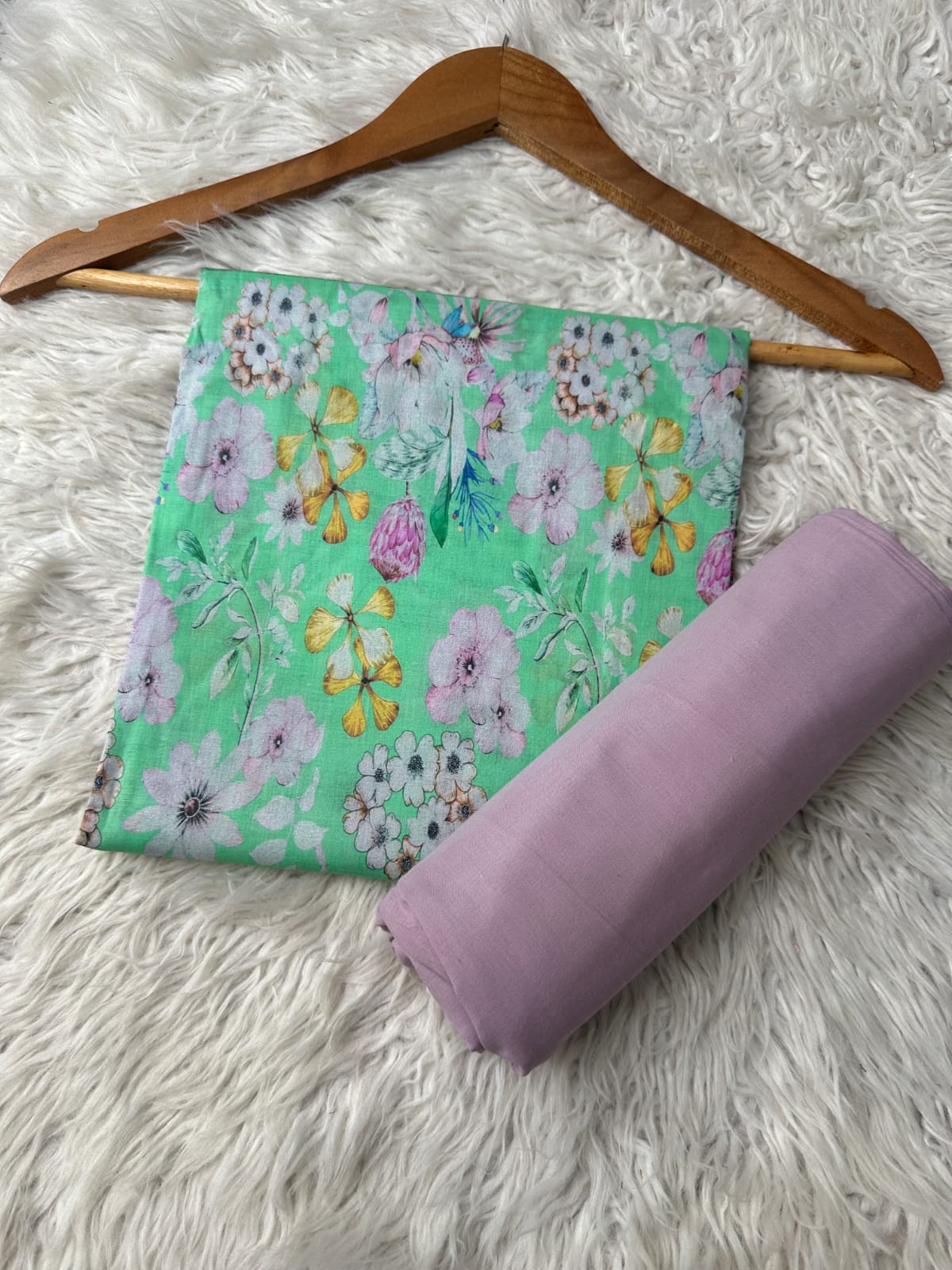 LM 10 - Limelight Printed Lawn 2P