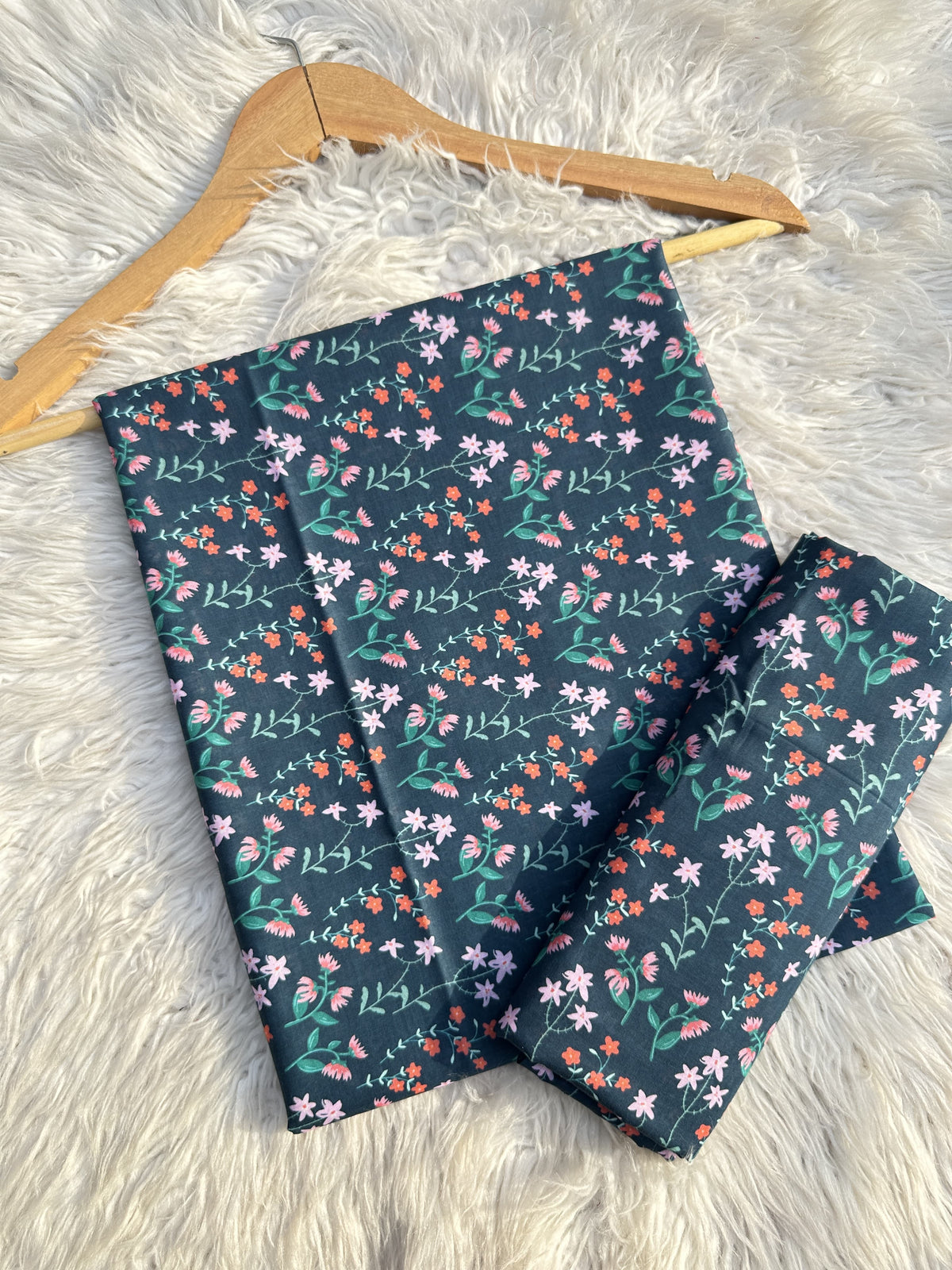 MS24 - Allover Unstitched Lawn 2P