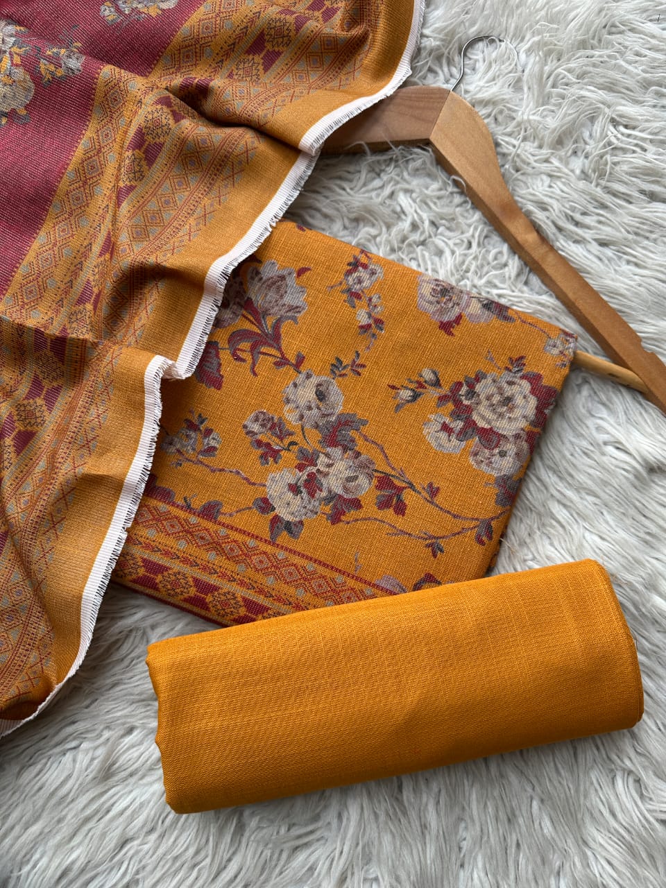 SA51 - Safina Printed Khaddar Jacquard 3P