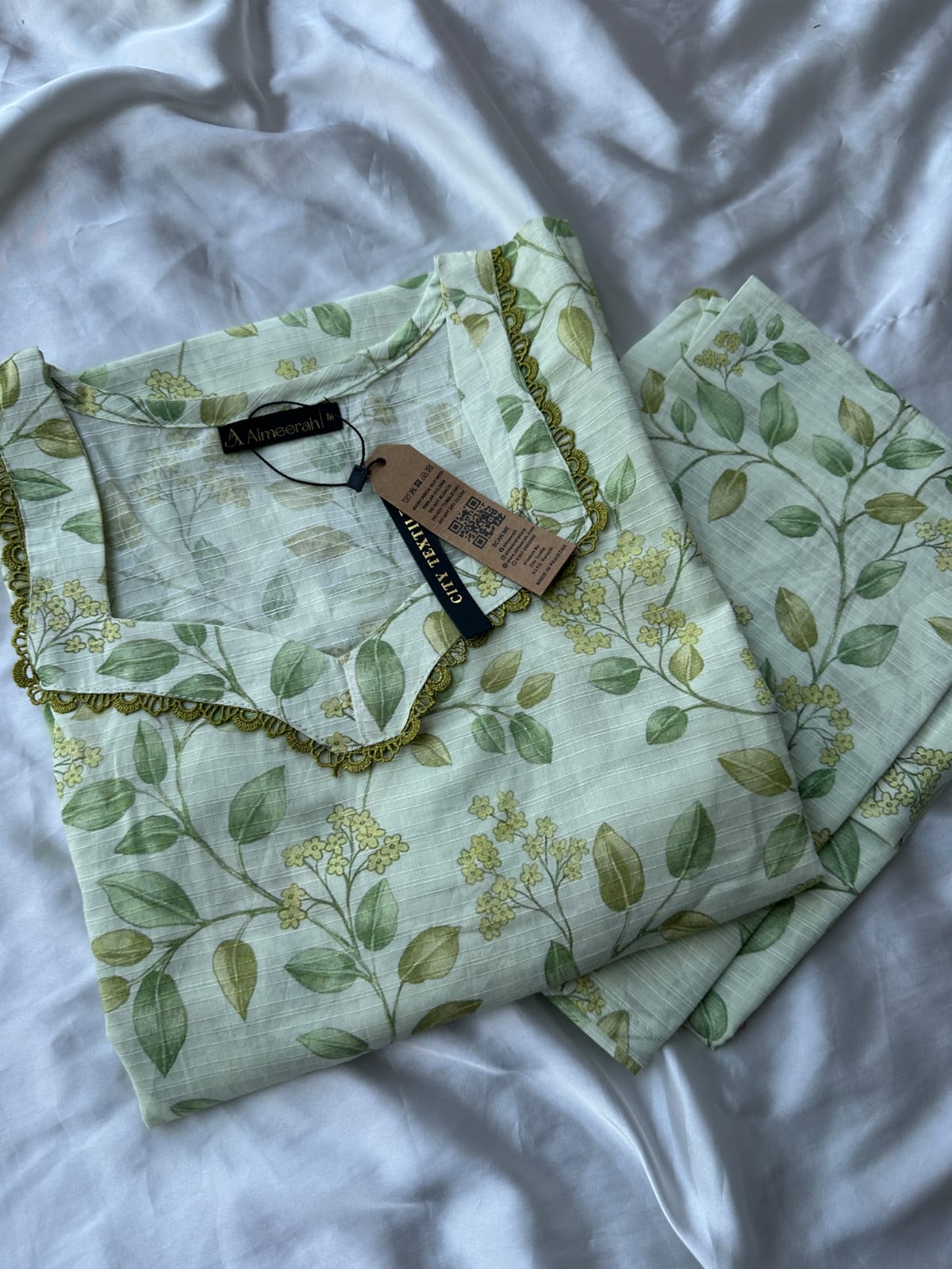 AL15 - Almeerah Stitched Doriya Lawn 2P