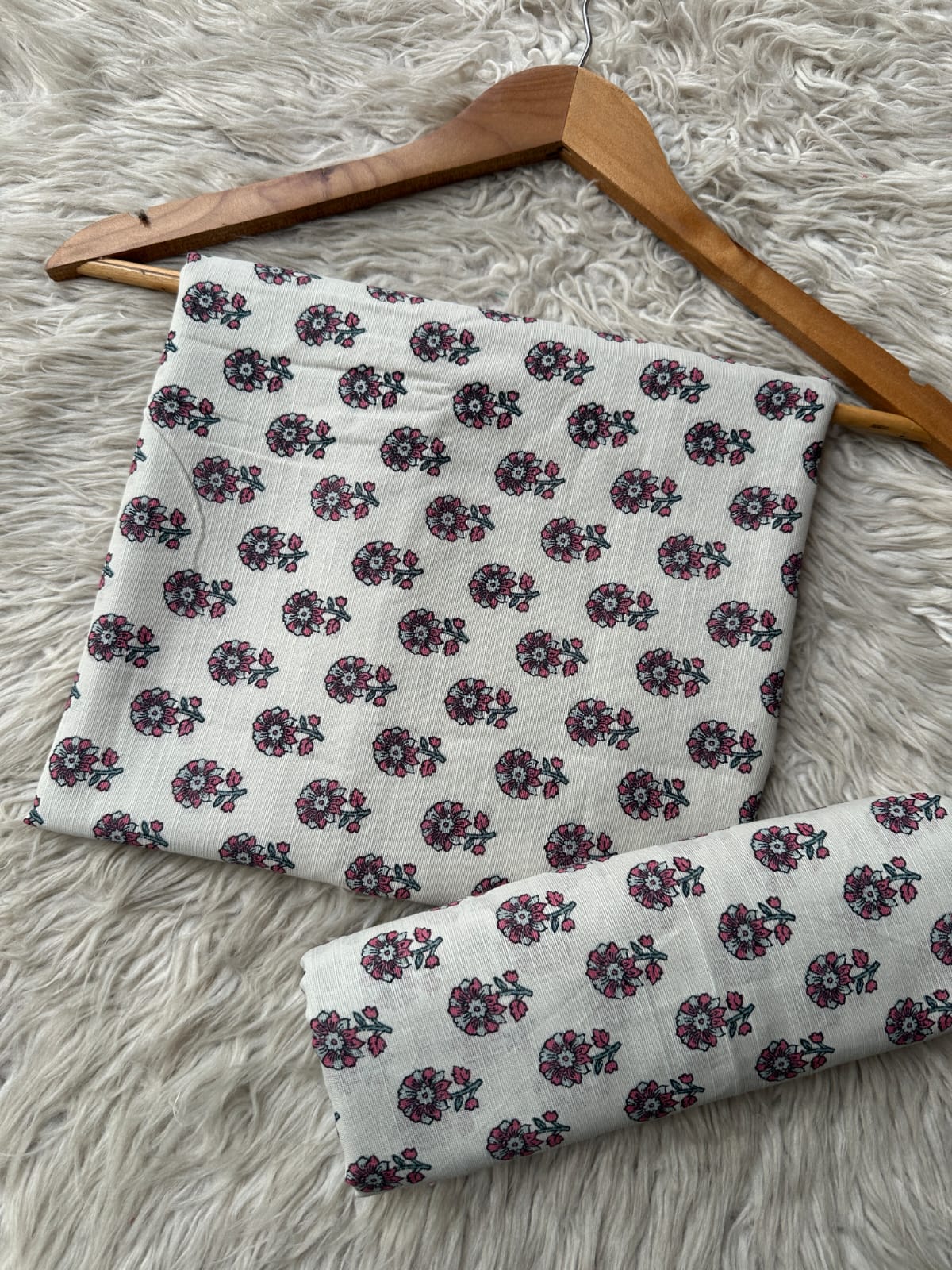 AL216 - Alkaram Printed Khaddar 2P