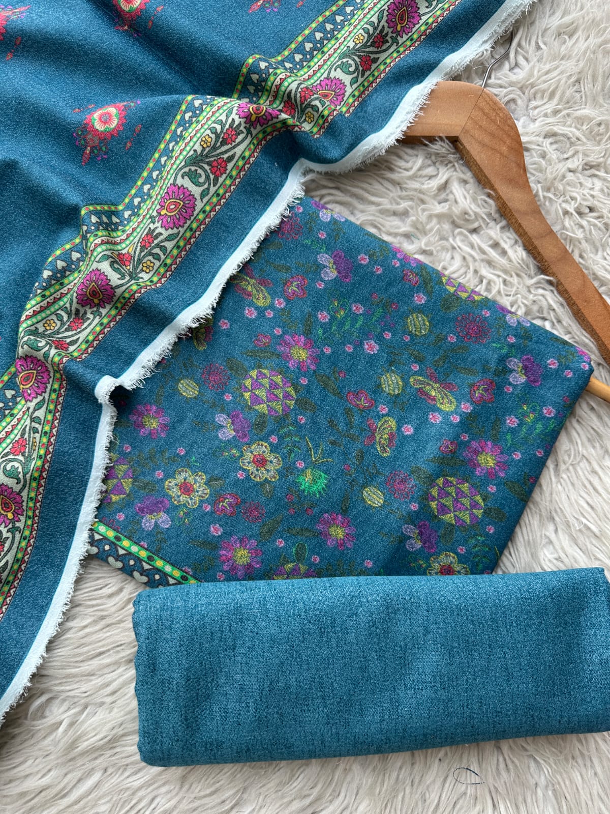 CHP37 - Charizma Unstitched Winter 3P