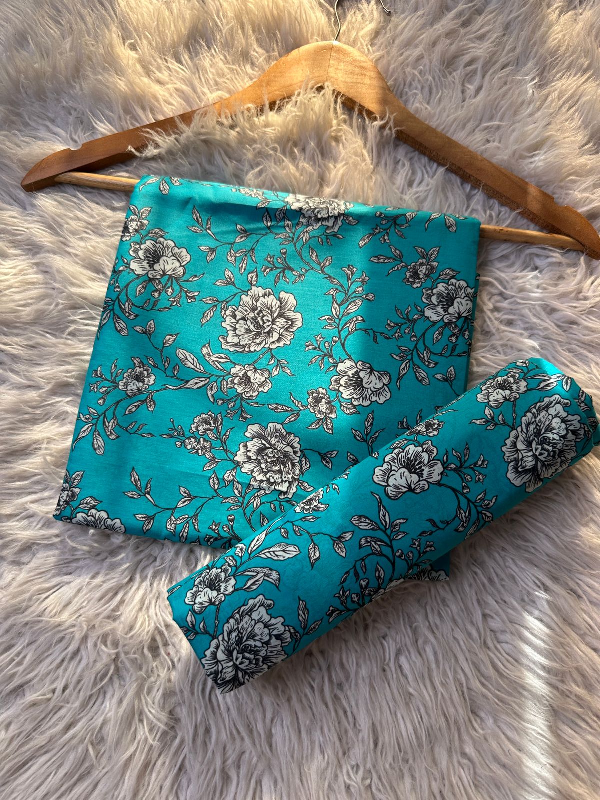 KB20 - Khaadi Lawn Printed 2P