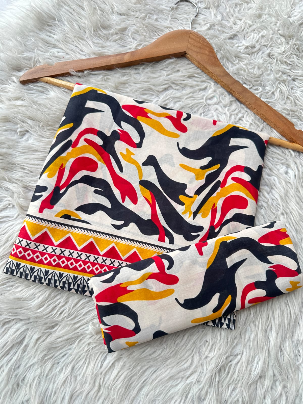 MYD 3 - Mydrobe Lawn Unstitched 2P