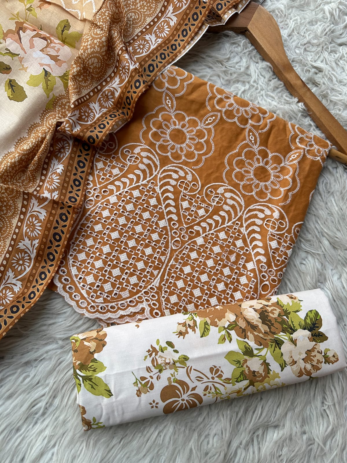 JR3 - Johra Chikankari Lawn 3P