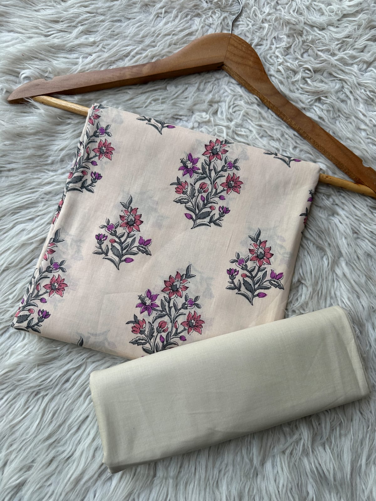 BYT290 - Beechtree Unstitched Lawn 2 Piece