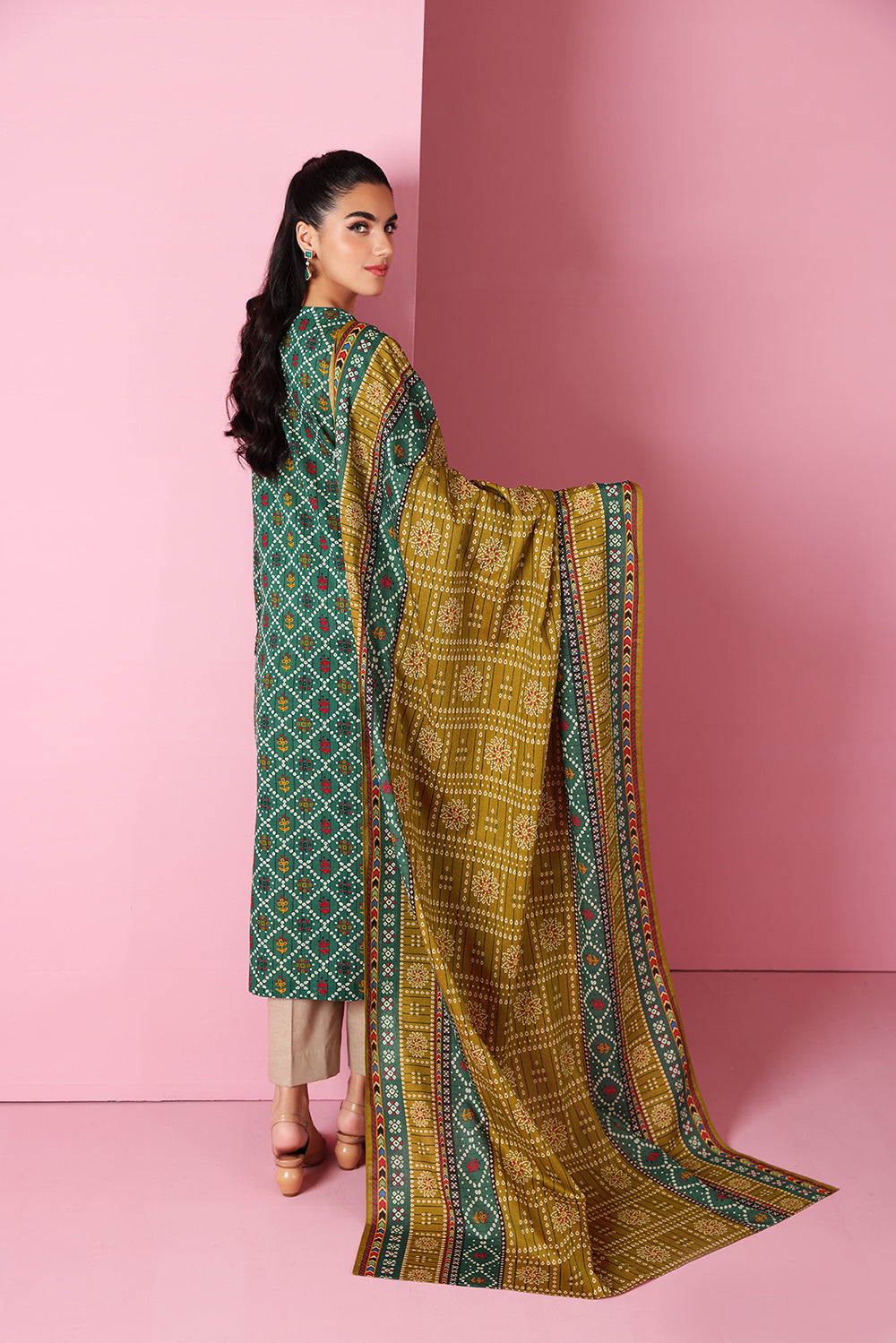 520191 - Nishat Printed Lawn 3P