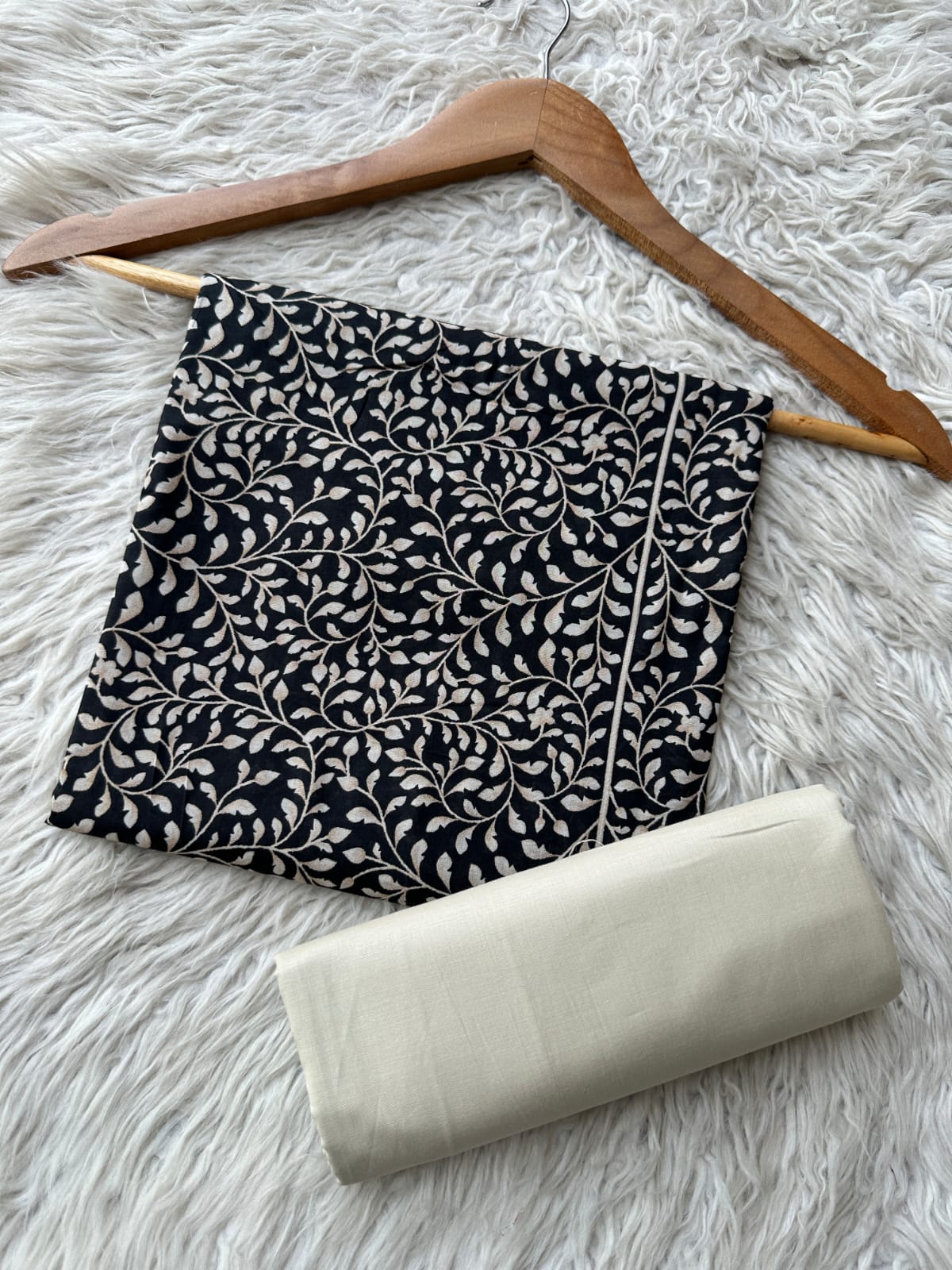 BYT289 - Beechtree Unstitched Lawn 2 Piece