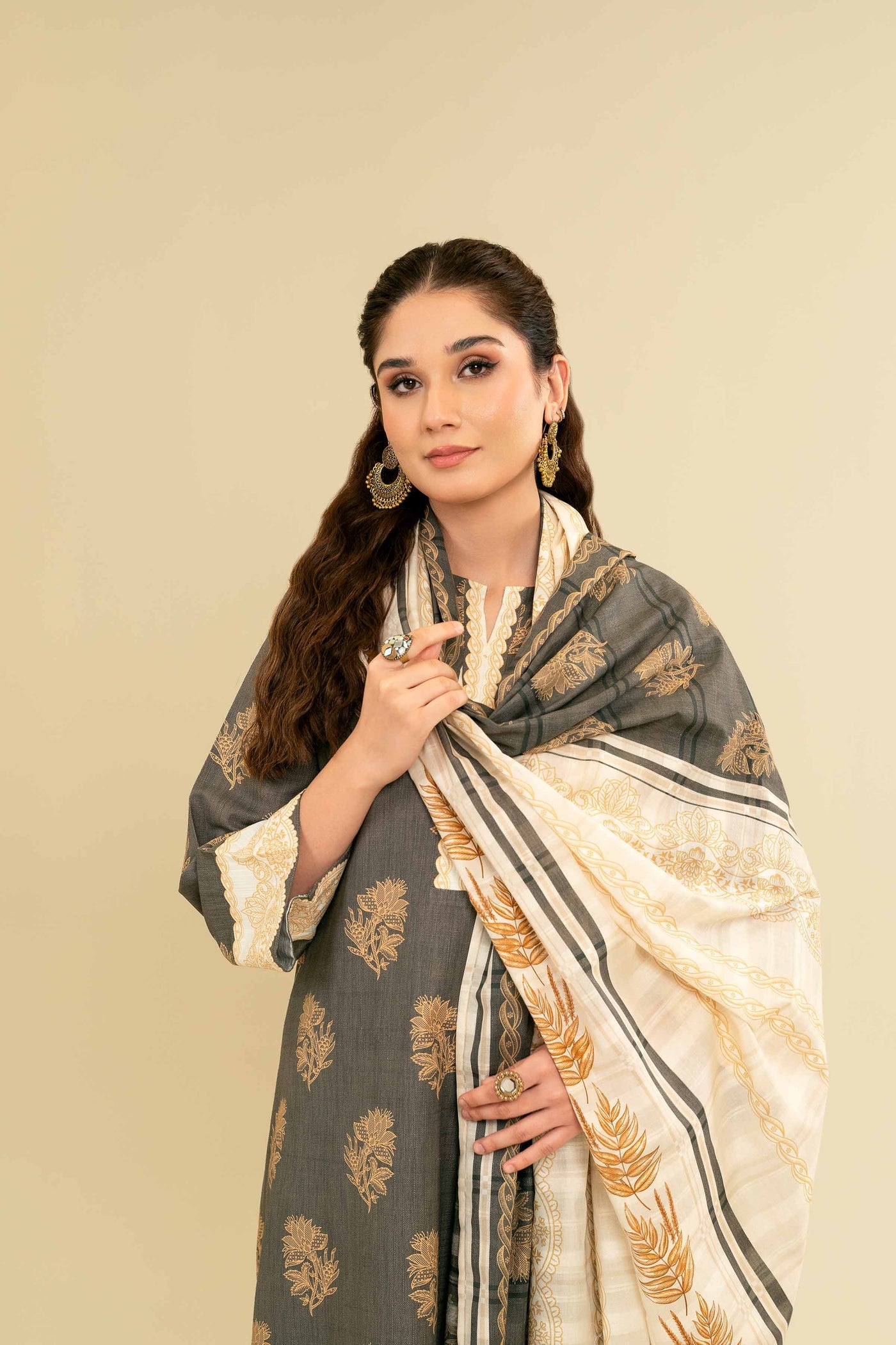 42308 - Nishat Printed Lawn 3P