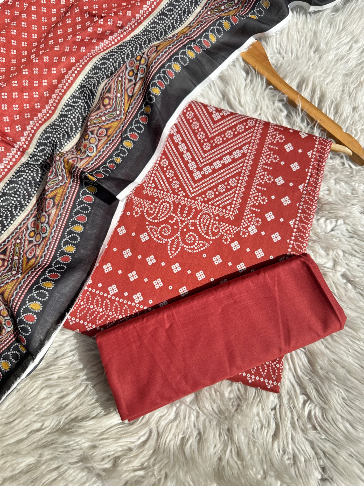 B24 - Bonanza Unstitched Lawn Printed 3P