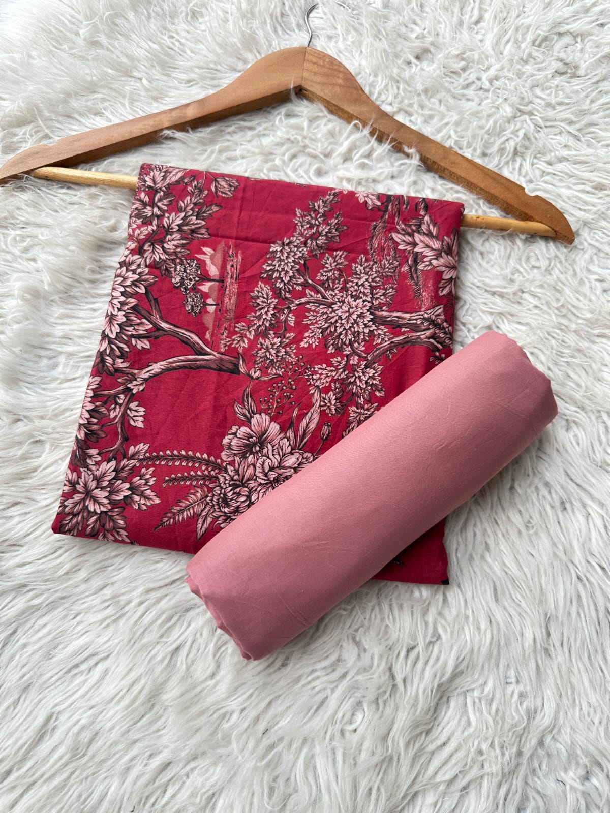 MR5 - Maria B Unstitched Lawn 2P