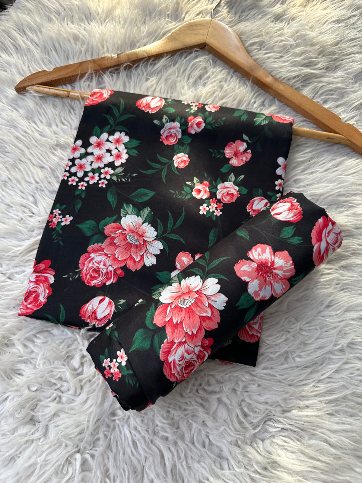 BA 17 - Bareeze Prints Lawn 2P