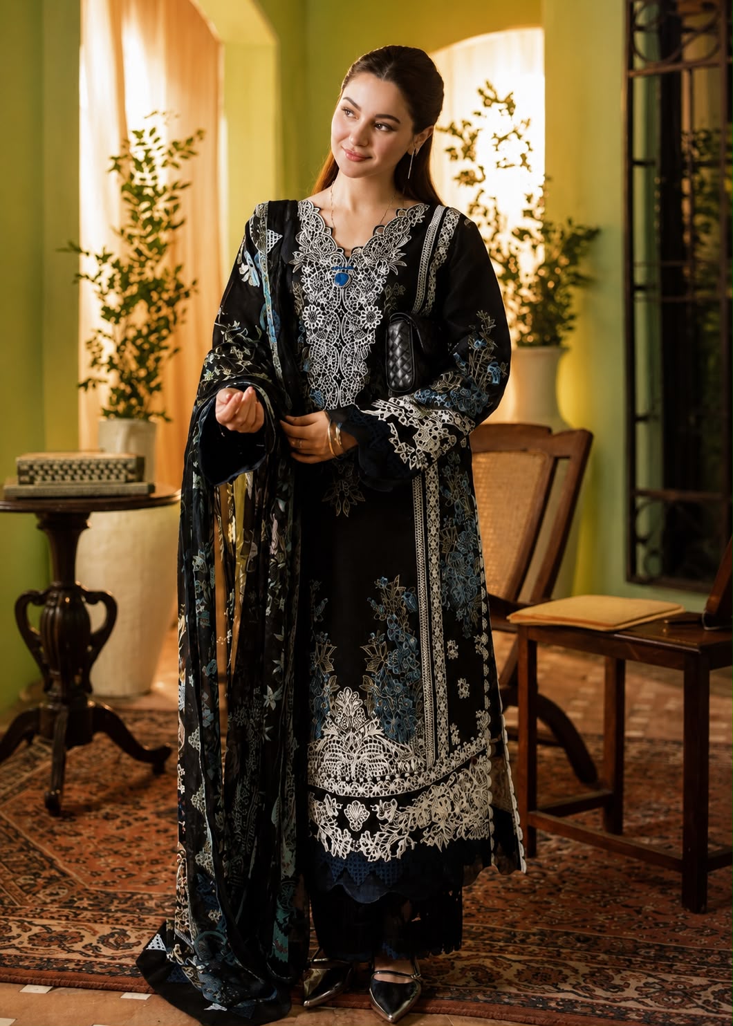 J692 - Jade Unstitched Lawn Embroidered 3P