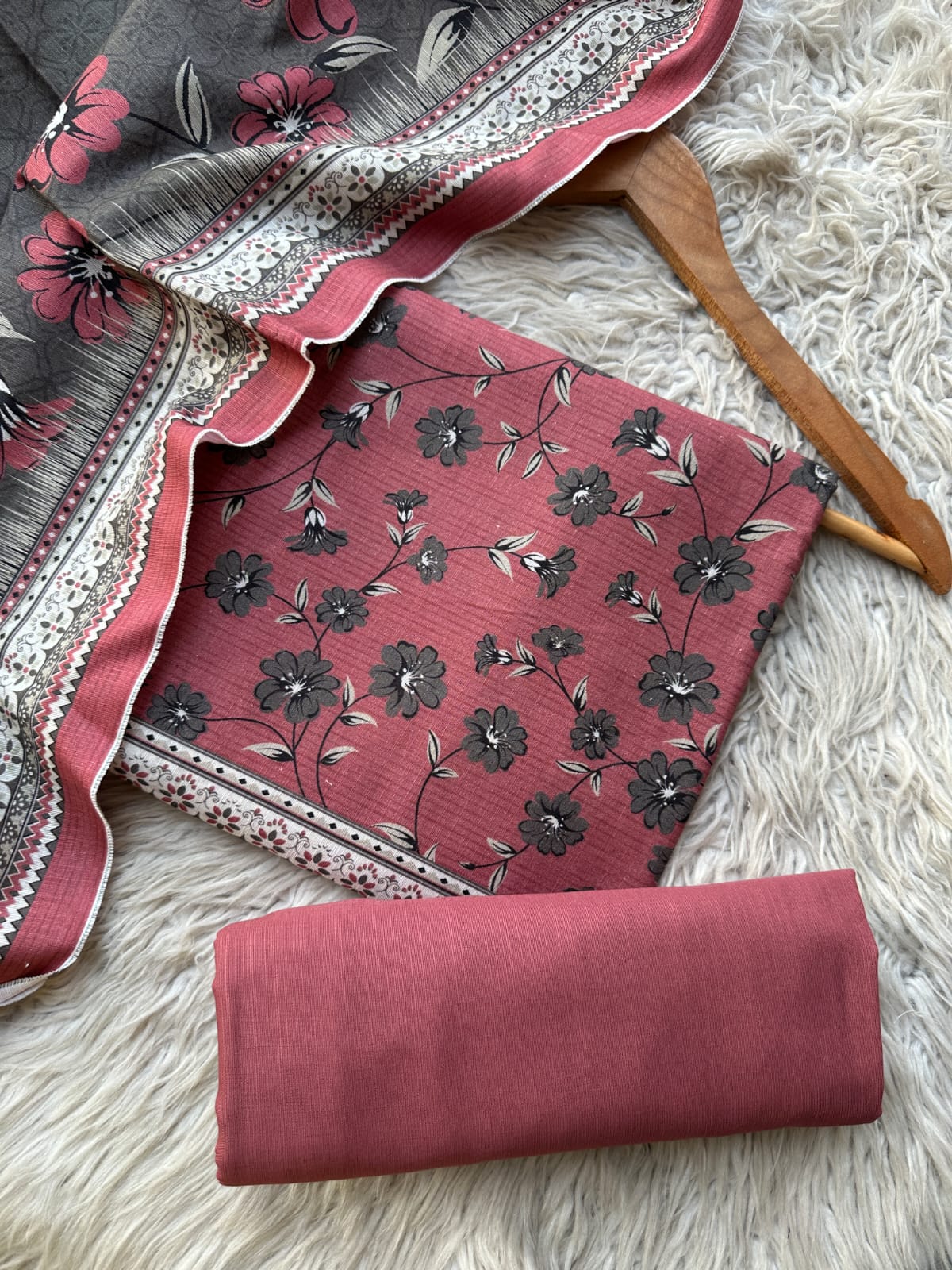 BSK18 - Bin Saeed Unstitched 3 Piece Khaddar