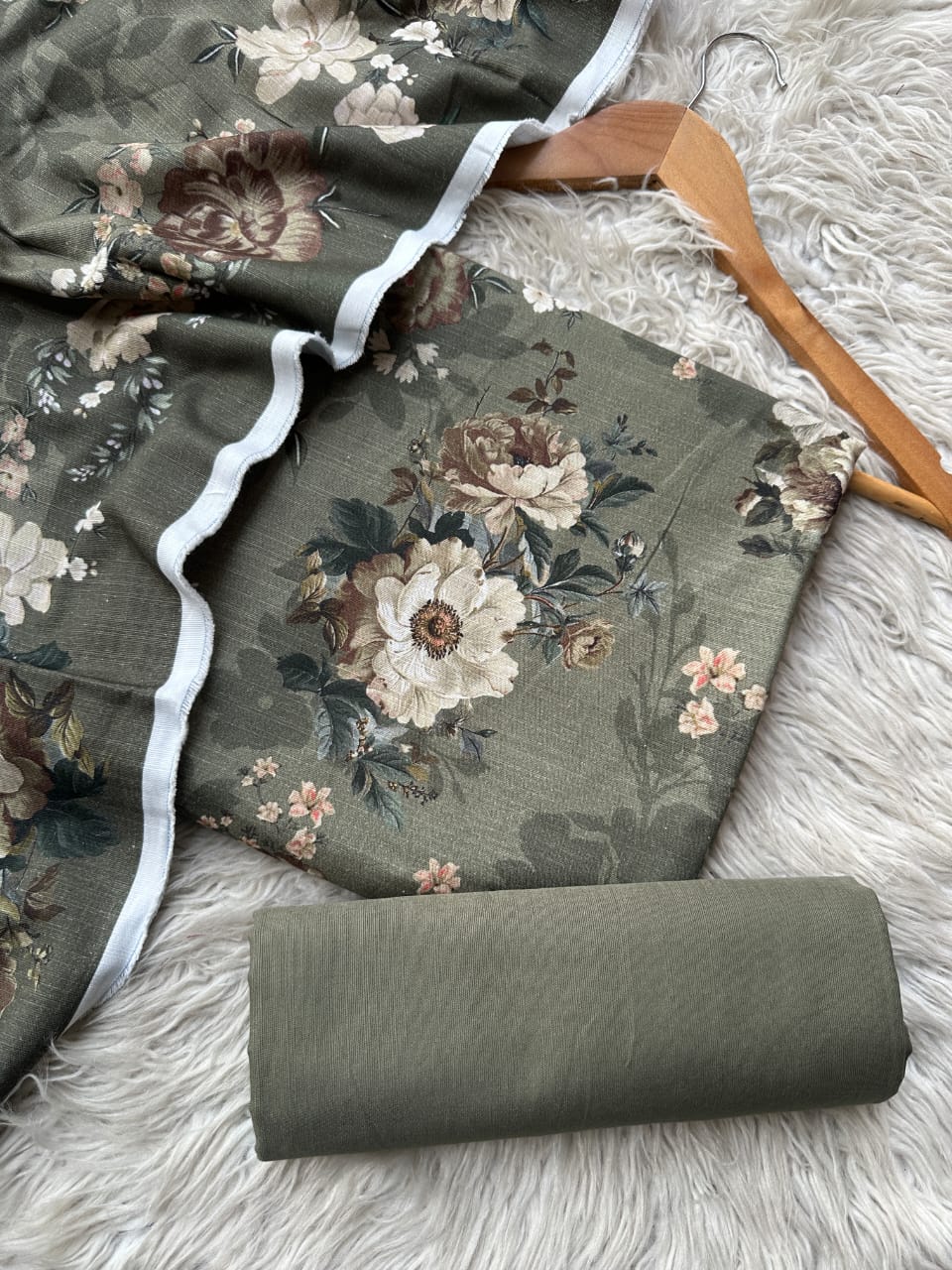 KA24 - Khaadi Khaddar Unstitched 3P