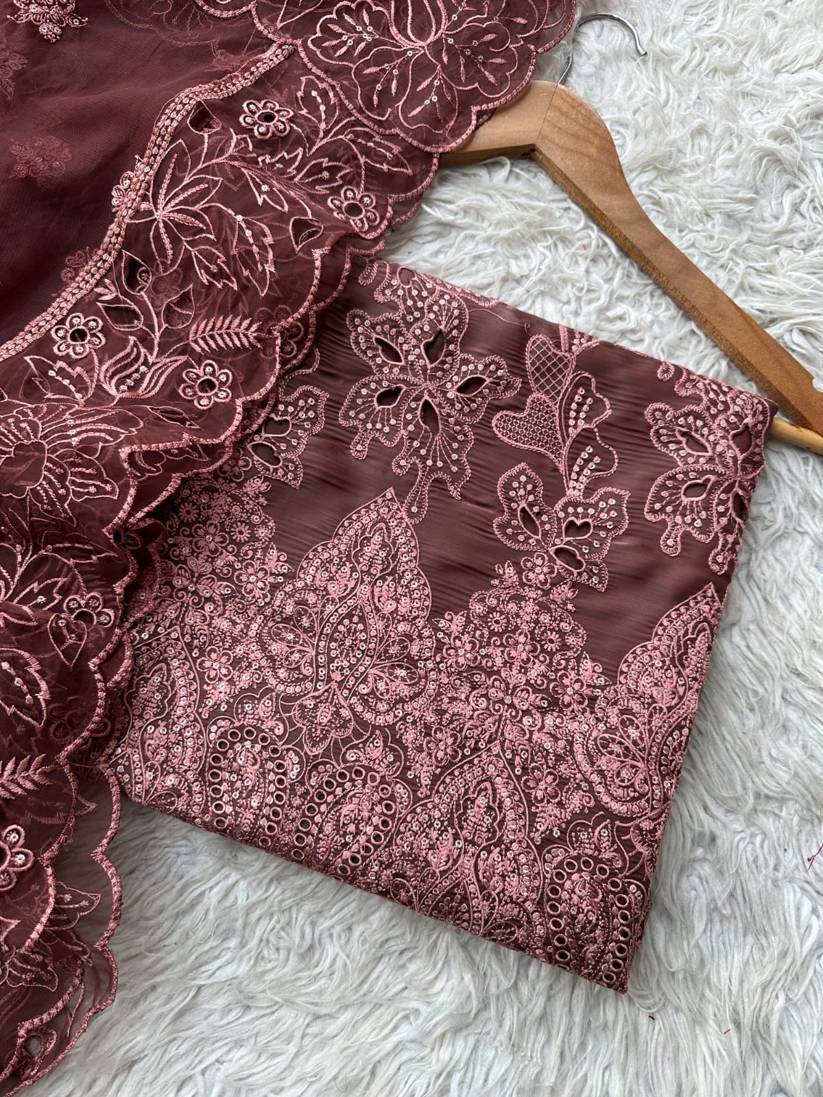 A05 - Sheesha Silk Embroidered 2 Piece