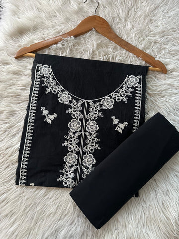 ET5 - Ethnic Embroidered Lawn 2P