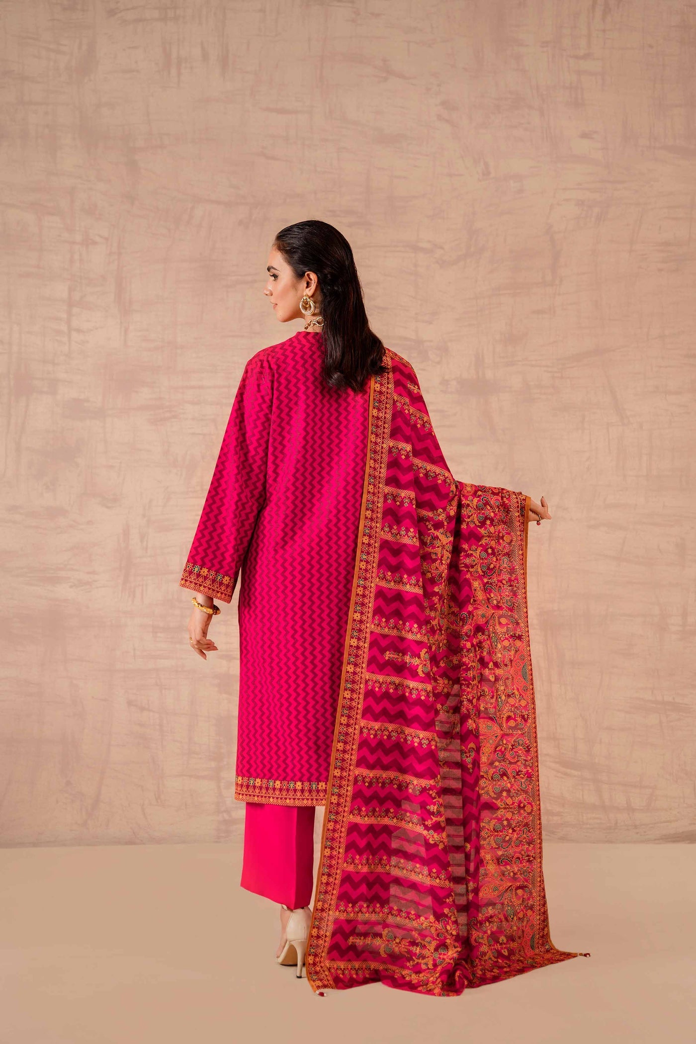 42339 - Nishat Printed Lawn 3P