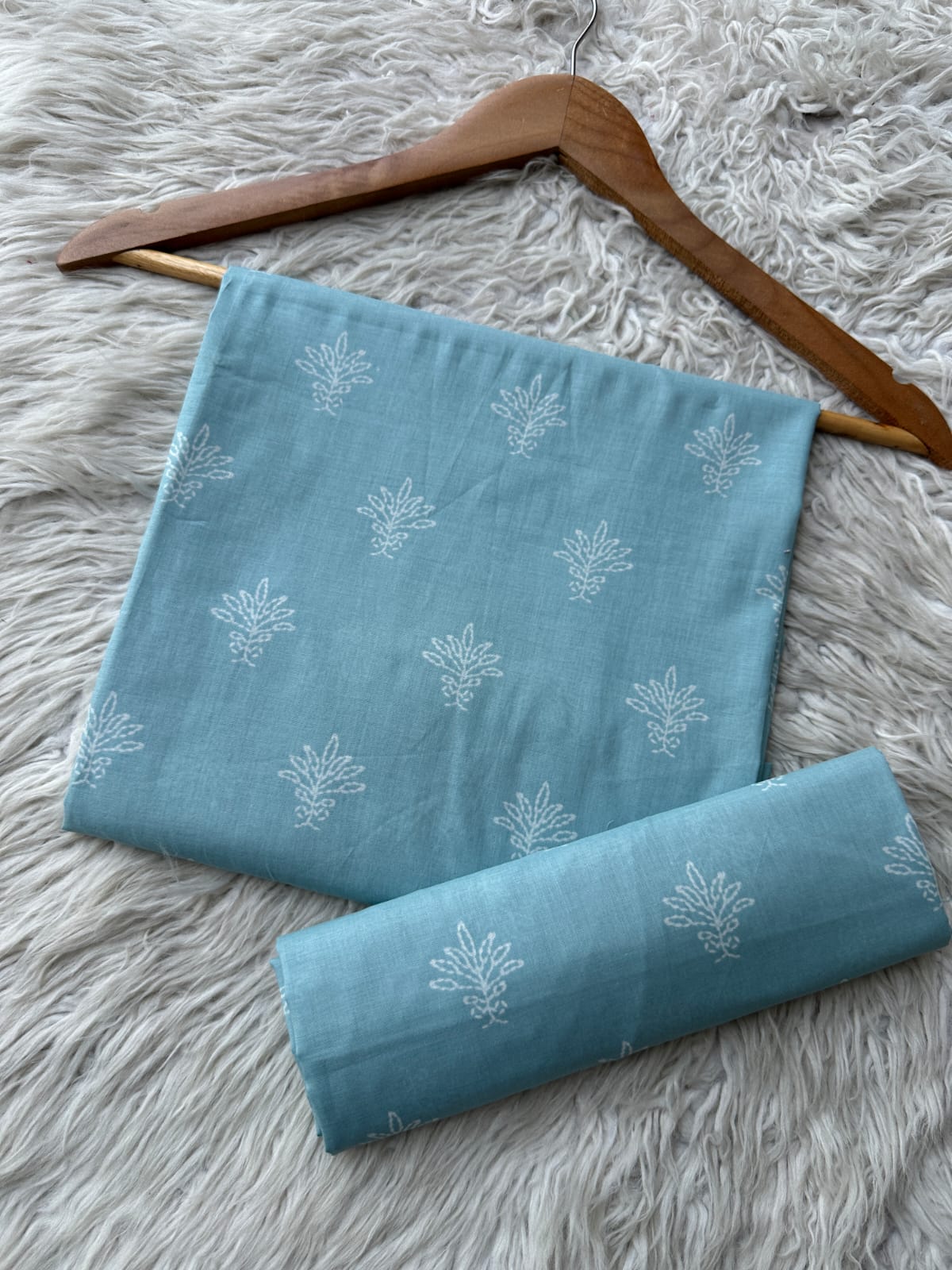 BYT281 - Beechtree Unstitched Lawn Allover 2 Piece