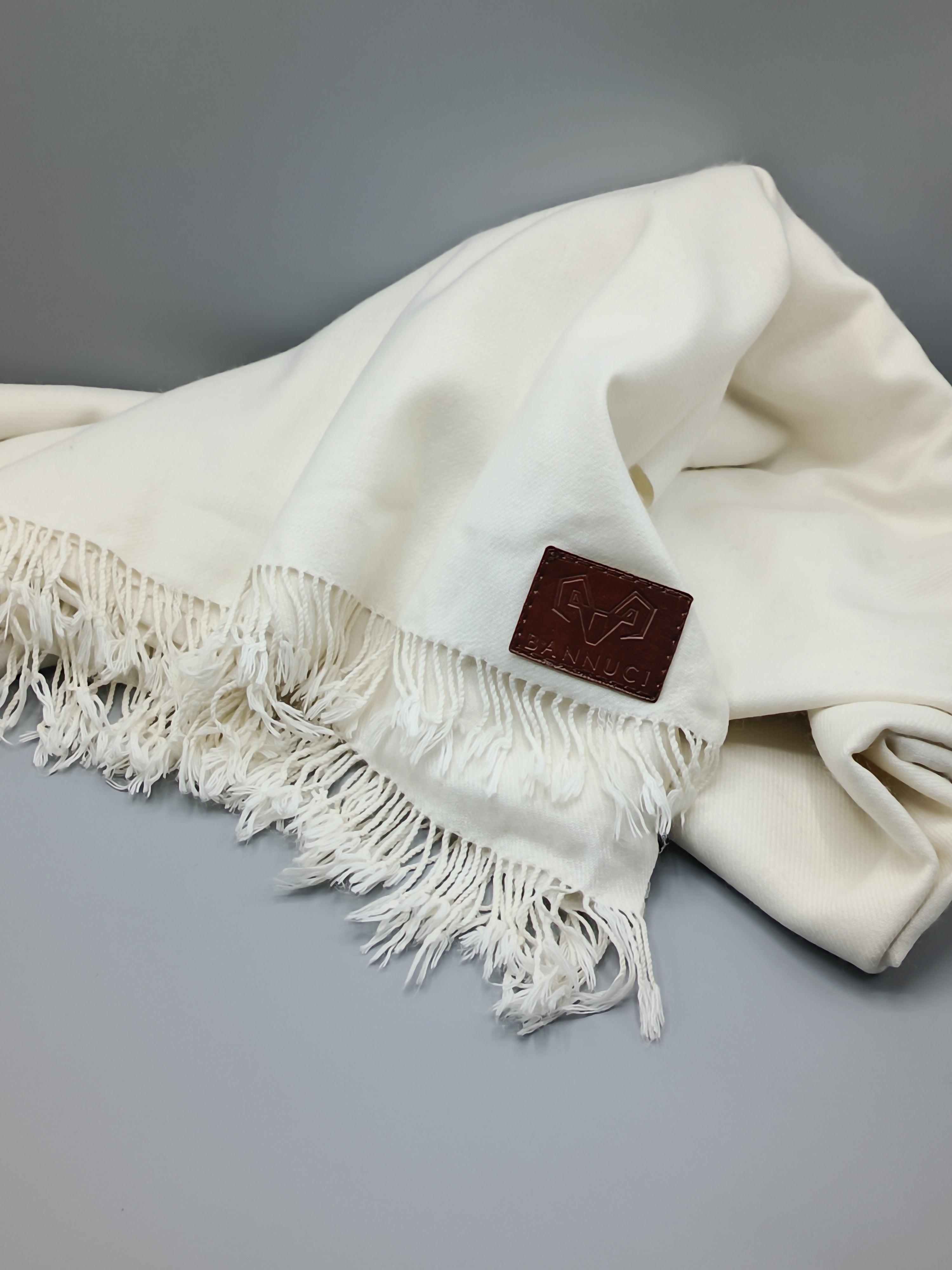 Premium Quality Off-white Woolen Blend Shawl
